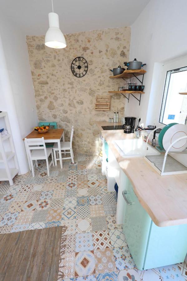 קליבס Ravi Boutique Home - 1 Minute Walk From Beach מראה חיצוני תמונה