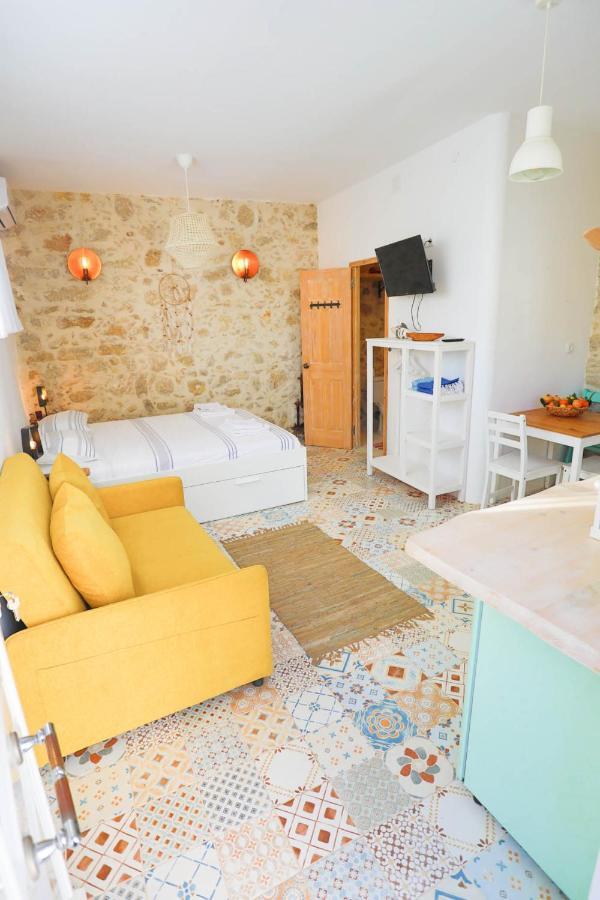 קליבס Ravi Boutique Home - 1 Minute Walk From Beach מראה חיצוני תמונה