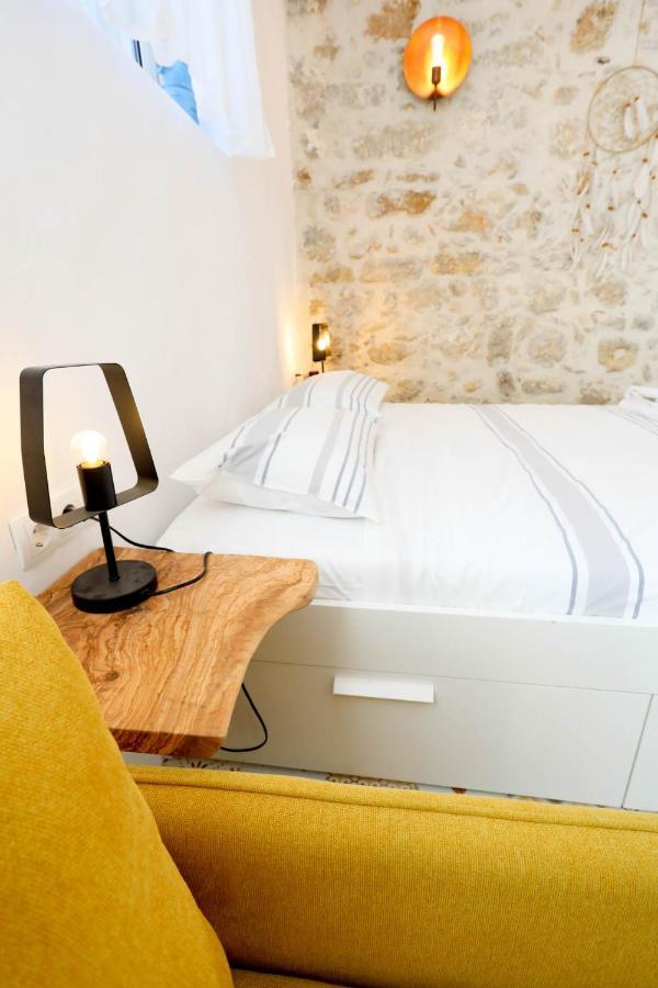 קליבס Ravi Boutique Home - 1 Minute Walk From Beach מראה חיצוני תמונה