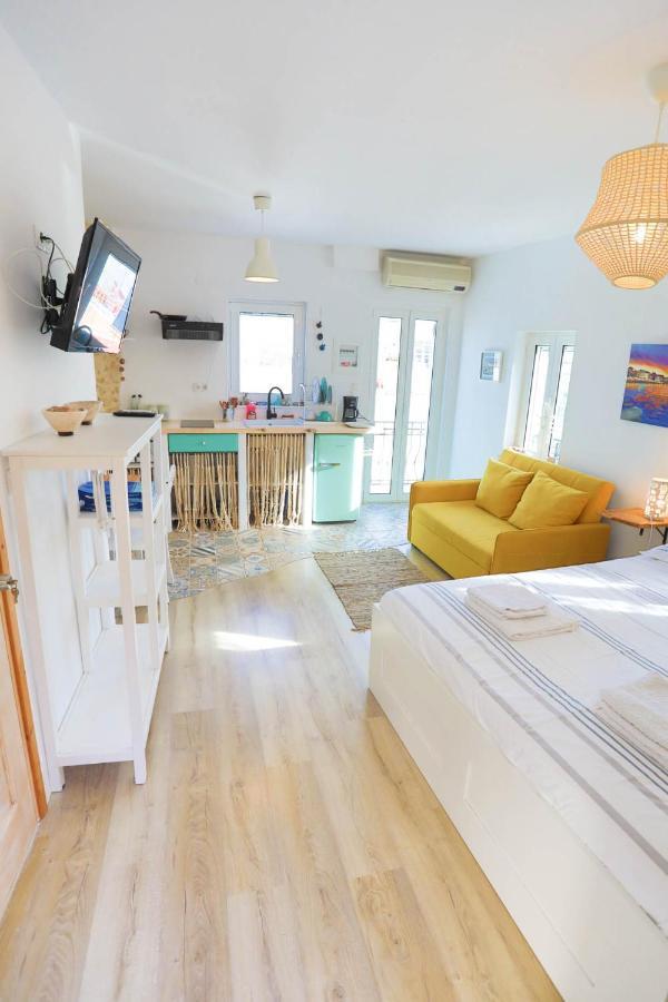 קליבס Ravi Boutique Home - 1 Minute Walk From Beach מראה חיצוני תמונה