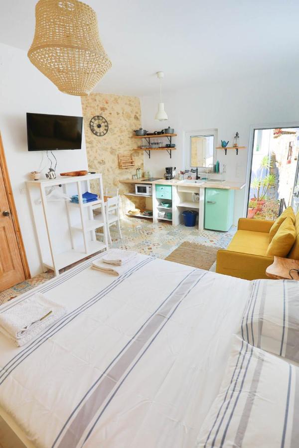 קליבס Ravi Boutique Home - 1 Minute Walk From Beach מראה חיצוני תמונה
