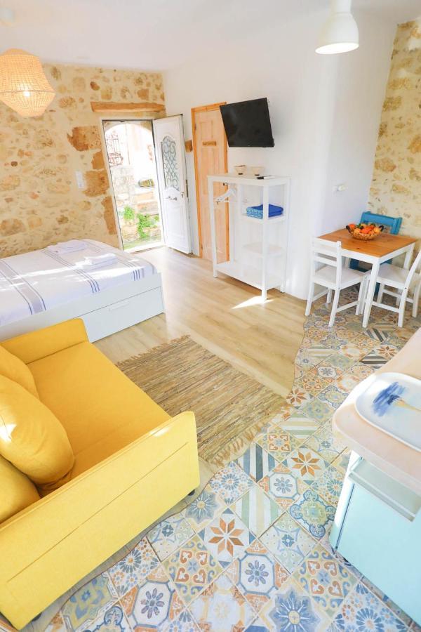 קליבס Ravi Boutique Home - 1 Minute Walk From Beach מראה חיצוני תמונה