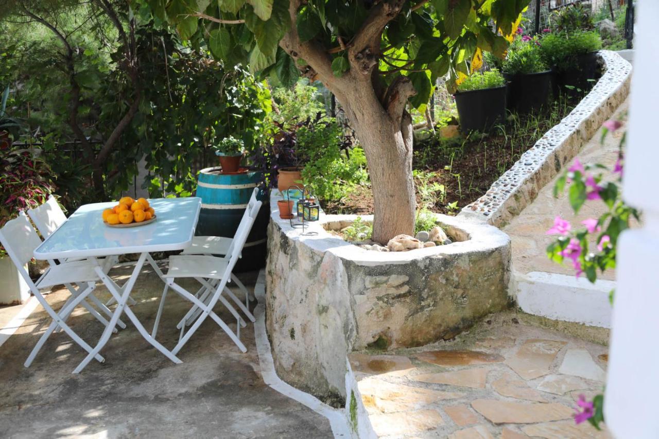 קליבס Ravi Boutique Home - 1 Minute Walk From Beach מראה חיצוני תמונה