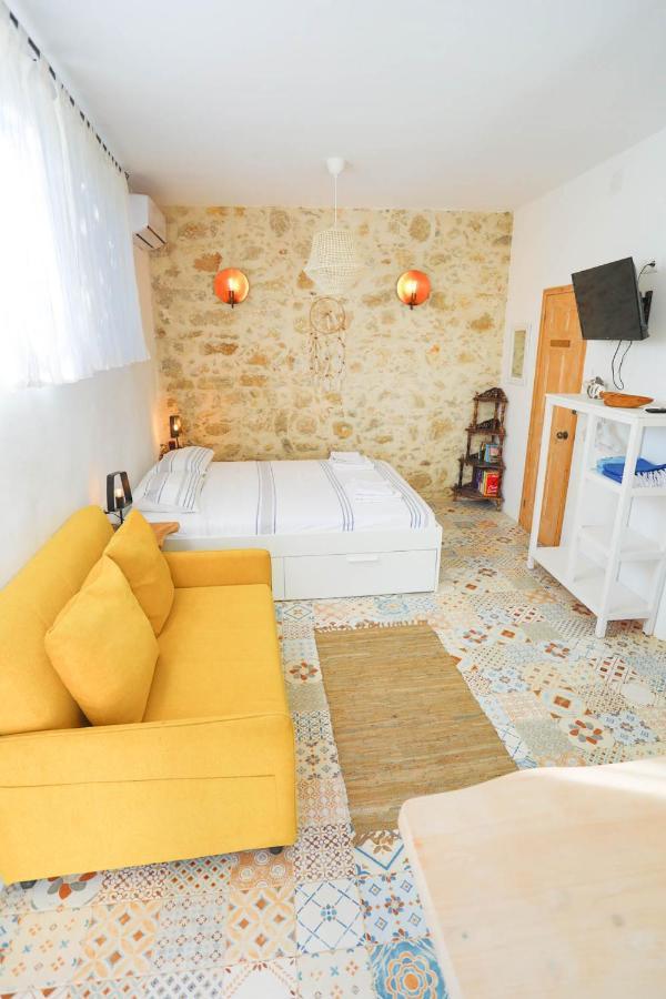 קליבס Ravi Boutique Home - 1 Minute Walk From Beach מראה חיצוני תמונה