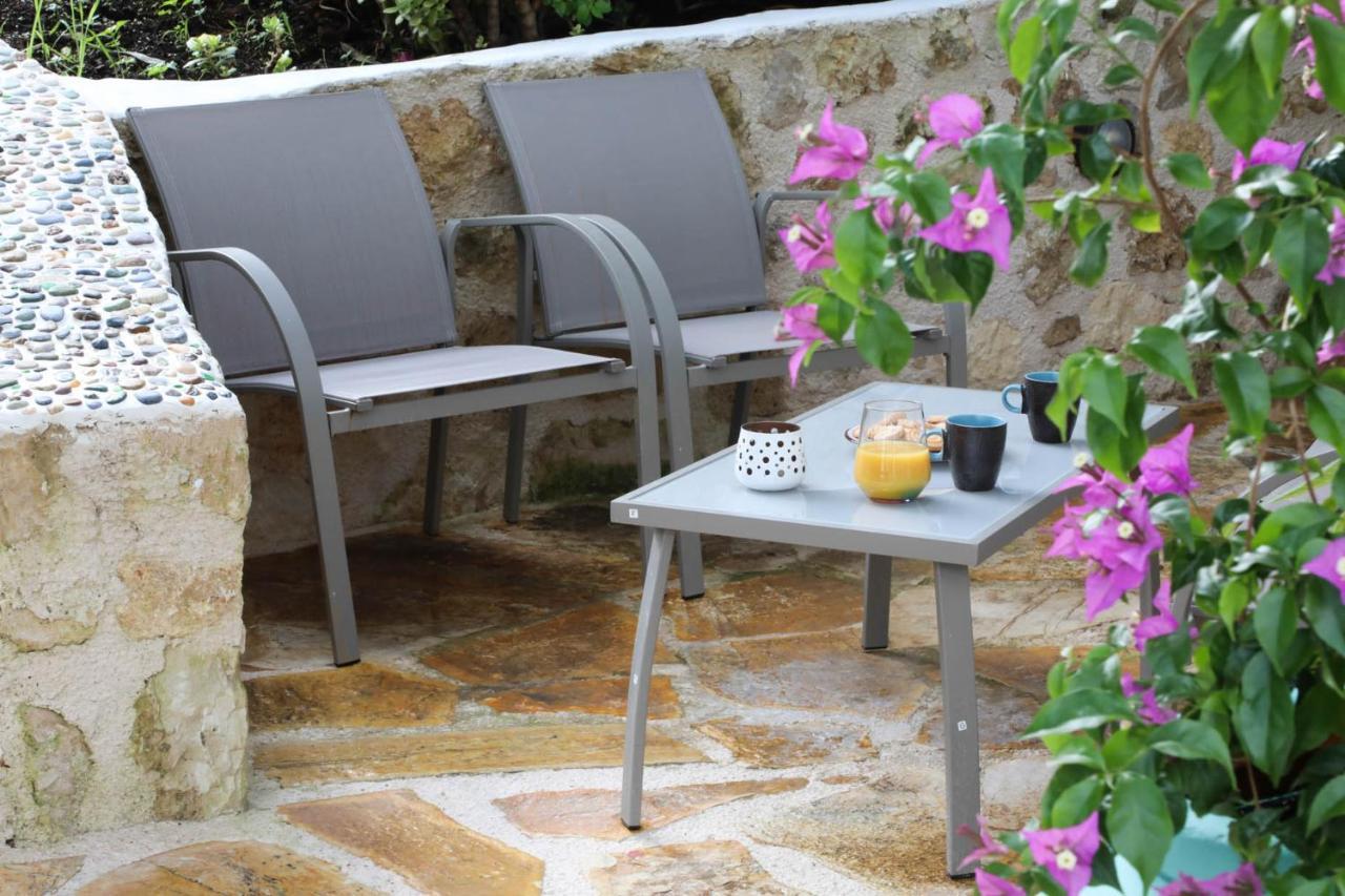 קליבס Ravi Boutique Home - 1 Minute Walk From Beach מראה חיצוני תמונה